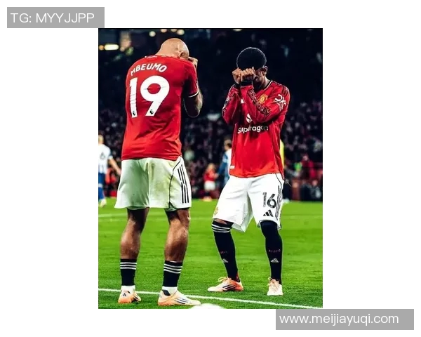 曼联重返巅峰之路球迷期待新赛季精彩表现与辉煌成就